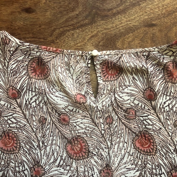 LOFT Peacock Feather Pattern Blouse Pink Tan - Size Large - Picture 7 of 16
